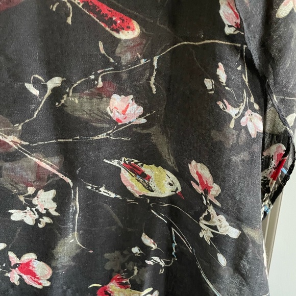 Floral and Patterned scarves - Picture 15 of 16